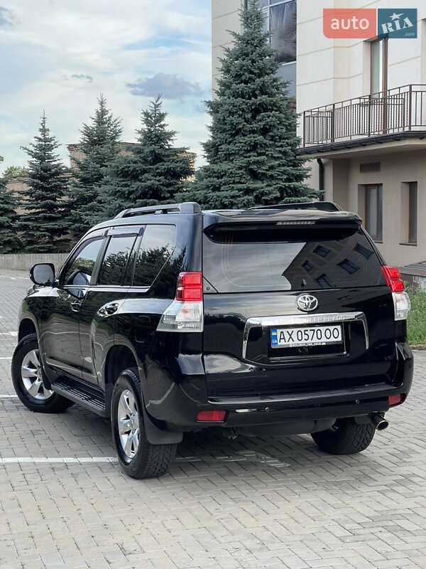 Внедорожник / Кроссовер Toyota Land Cruiser Prado 2011 в Харькове фото 49 Внедорожник / Кроссовер Toyota Land Cruiser Prado 2011 в Харькове