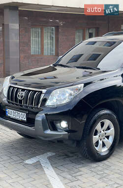 Внедорожник / Кроссовер Toyota Land Cruiser Prado 2011 в 