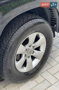 Внедорожник / Кроссовер Toyota Land Cruiser Prado 2011 в 