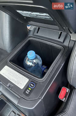 Внедорожник / Кроссовер Toyota Land Cruiser Prado 2011 в 