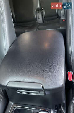 Внедорожник / Кроссовер Toyota Land Cruiser Prado 2011 в 