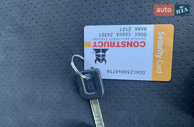 Внедорожник / Кроссовер Toyota Land Cruiser Prado 2011 в 