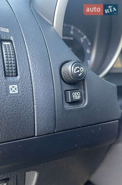 Внедорожник / Кроссовер Toyota Land Cruiser Prado 2011 в 