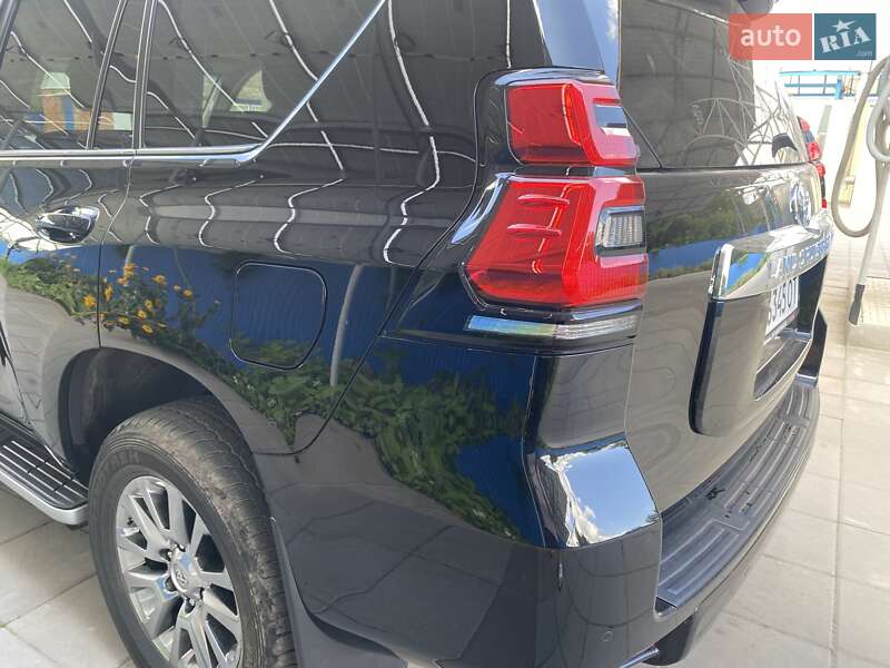 Внедорожник / Кроссовер Toyota Land Cruiser Prado 2019 в Зенькове