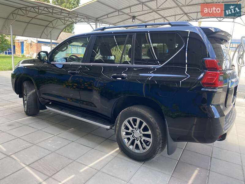 Внедорожник / Кроссовер Toyota Land Cruiser Prado 2019 в Зенькове