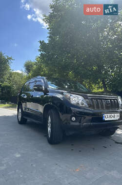 Внедорожник / Кроссовер Toyota Land Cruiser Prado 2010 в 