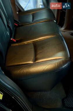 Внедорожник / Кроссовер Toyota Land Cruiser Prado 2010 в 