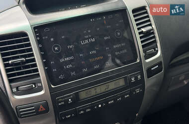 Внедорожник / Кроссовер Toyota Land Cruiser Prado 2008 в 