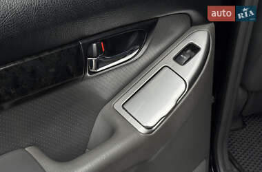 Внедорожник / Кроссовер Toyota Land Cruiser Prado 2008 в 