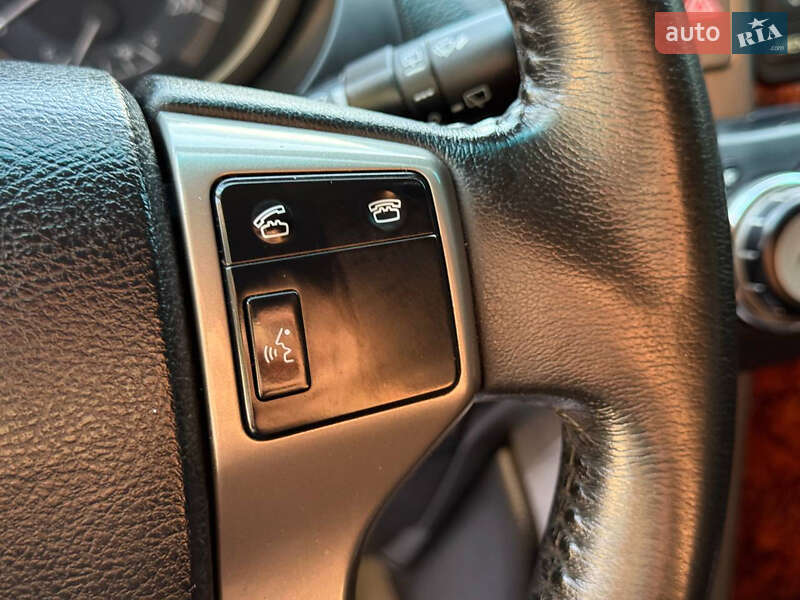 Внедорожник / Кроссовер Toyota Land Cruiser Prado 2010 в Днепре