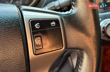 Внедорожник / Кроссовер Toyota Land Cruiser Prado 2010 в 