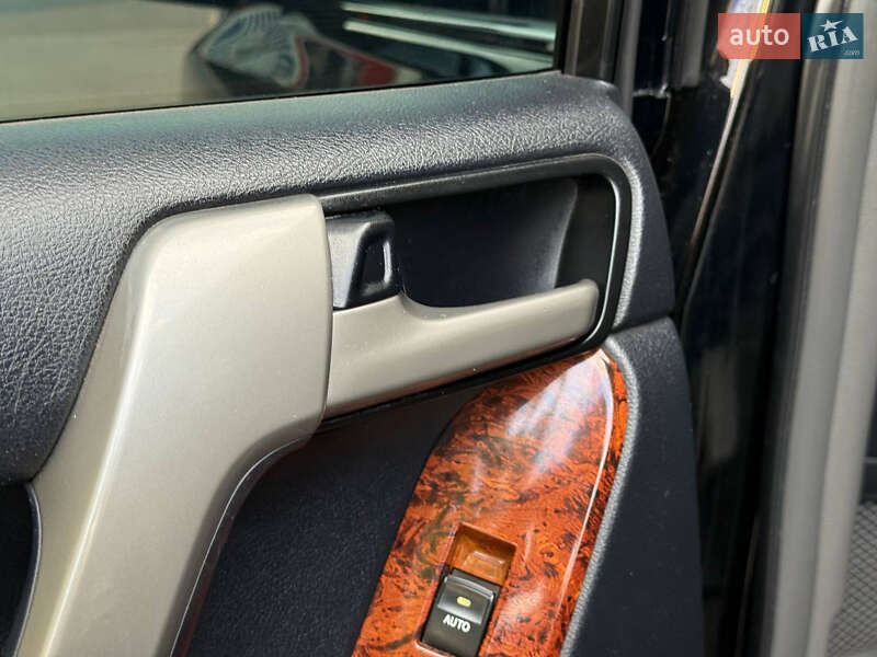 Внедорожник / Кроссовер Toyota Land Cruiser Prado 2010 в Днепре
