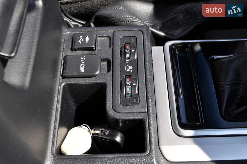 Внедорожник / Кроссовер Toyota Land Cruiser Prado 2019 в Киеве
