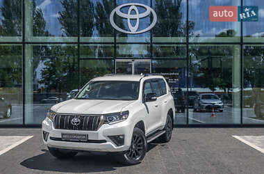 Позашляховик / Кросовер Toyota Land Cruiser Prado 2022 в Дніпрі