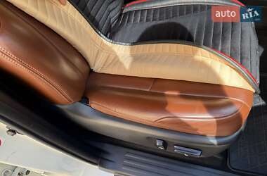 Внедорожник / Кроссовер Toyota Land Cruiser Prado 2014 в 