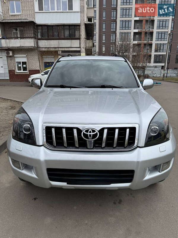 Внедорожник / Кроссовер Toyota Land Cruiser Prado 2005 в Днепре
