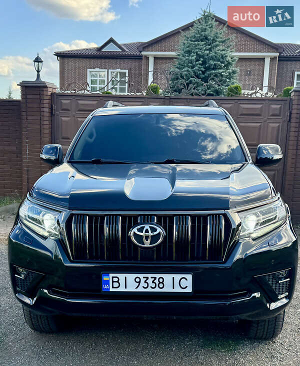 Внедорожник / Кроссовер Toyota Land Cruiser Prado 2020 в Славянске