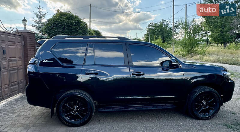 Внедорожник / Кроссовер Toyota Land Cruiser Prado 2020 в Славянске