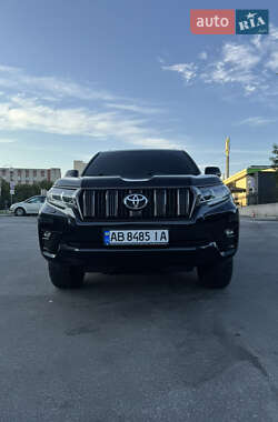Внедорожник / Кроссовер Toyota Land Cruiser Prado 2021 в 