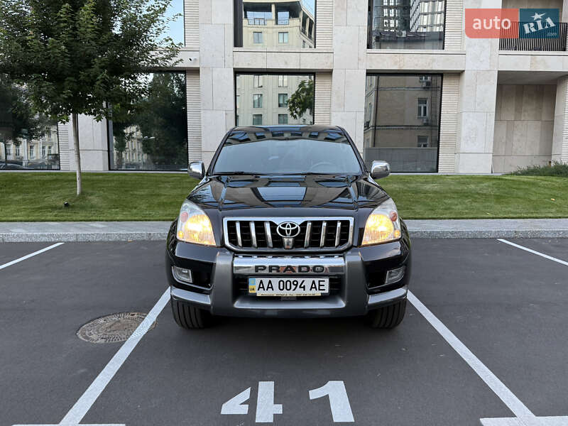 Позашляховик / Кросовер Toyota Land Cruiser Prado 2004 в Києві
