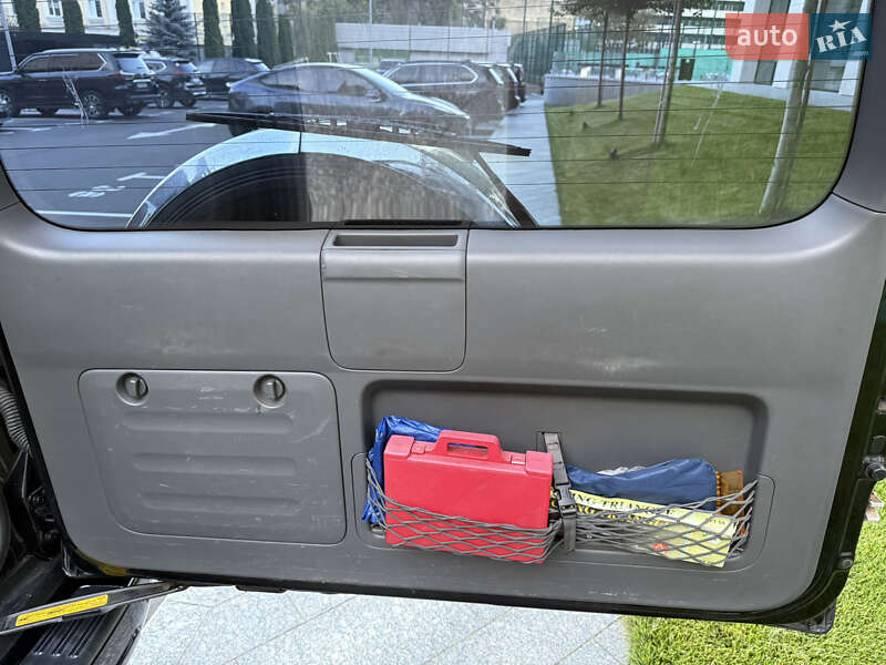 Позашляховик / Кросовер Toyota Land Cruiser Prado 2004 в Києві