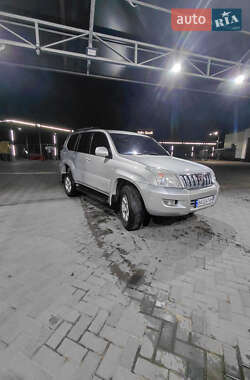 Позашляховик / Кросовер Toyota Land Cruiser Prado 2004 в Полтаві