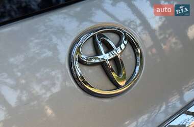 Внедорожник / Кроссовер Toyota Land Cruiser Prado 2007 в 