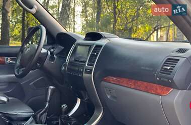 Внедорожник / Кроссовер Toyota Land Cruiser Prado 2007 в 