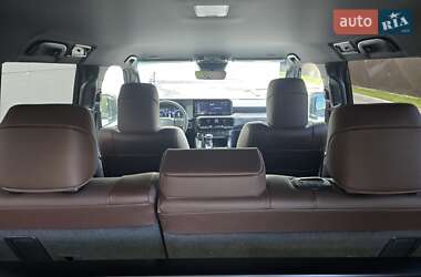 Позашляховик / Кросовер Toyota Land Cruiser Prado 2025 в 