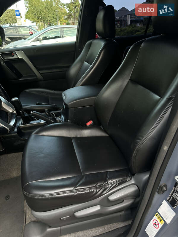 Внедорожник / Кроссовер Toyota Land Cruiser Prado 2010 в Одессе фото 12 Внедорожник / Кроссовер Toyota Land Cruiser Prado 2010 в Одессе