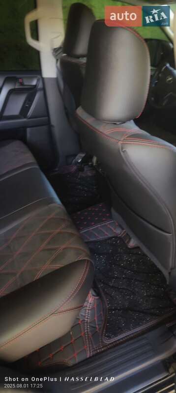 Внедорожник / Кроссовер Toyota Land Cruiser Prado 2018 в Житомире