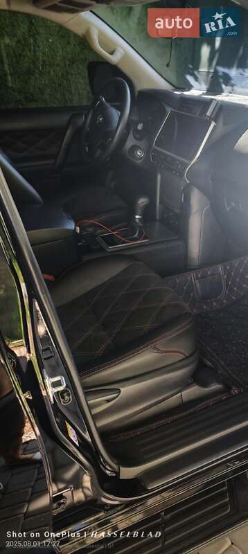 Внедорожник / Кроссовер Toyota Land Cruiser Prado 2018 в Житомире