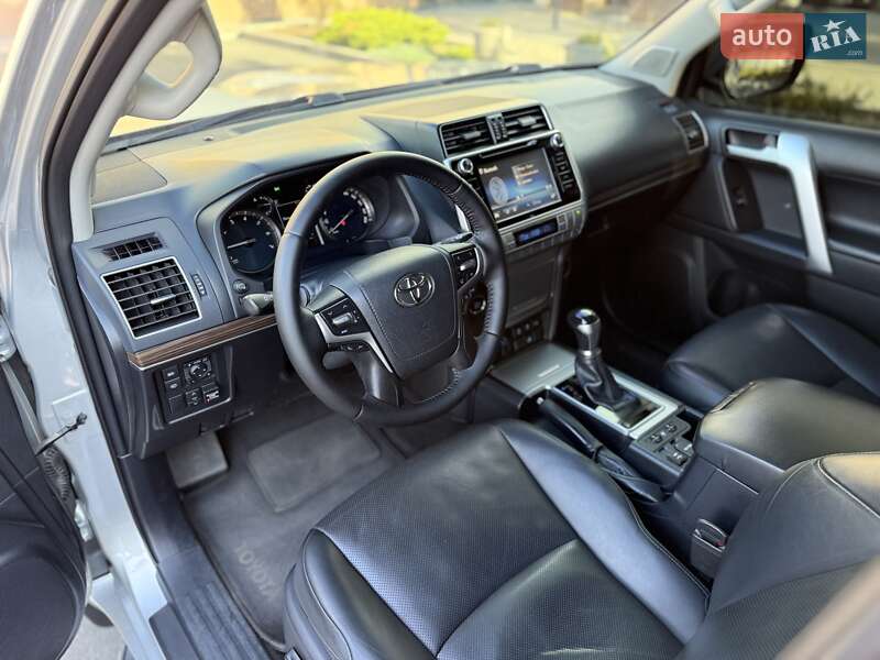Внедорожник / Кроссовер Toyota Land Cruiser Prado 2019 в Днепре фото 12 Внедорожник / Кроссовер Toyota Land Cruiser Prado 2019 в Днепре