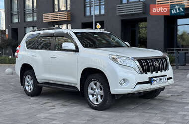 Позашляховик / Кросовер Toyota Land Cruiser Prado 2015 в Києві