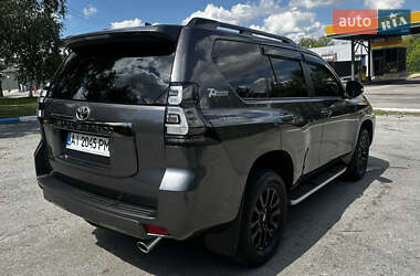 Внедорожник / Кроссовер Toyota Land Cruiser Prado 2021 в 