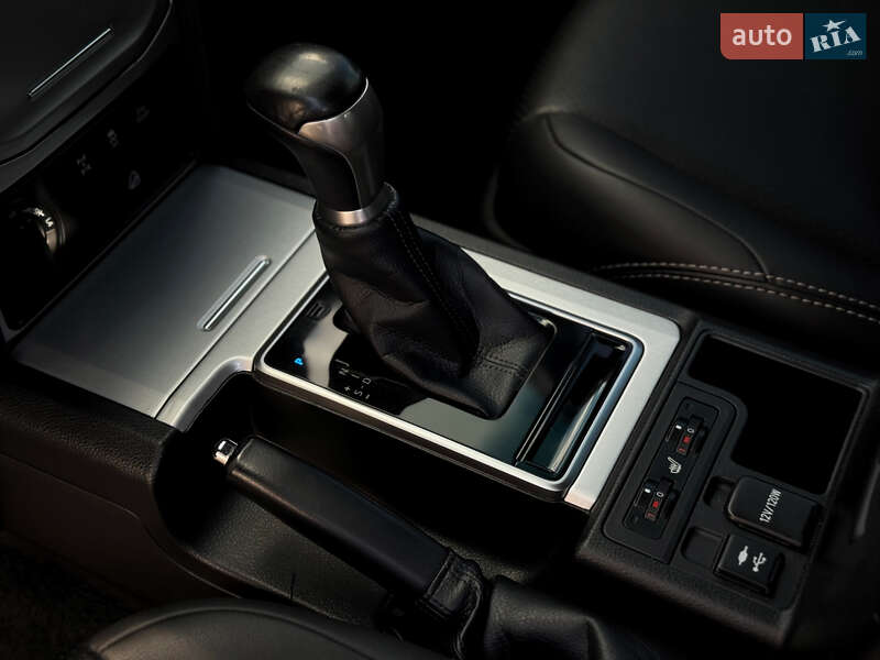 Позашляховик / Кросовер Toyota Land Cruiser Prado 2018 в Києві