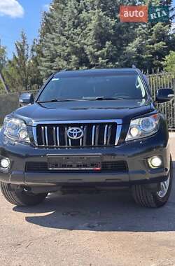 Внедорожник / Кроссовер Toyota Land Cruiser Prado 2011 в Изюме