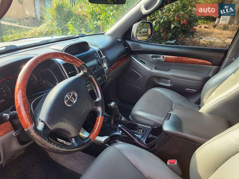 Внедорожник / Кроссовер Toyota Land Cruiser Prado 2006 в Ровно фото 28 Внедорожник / Кроссовер Toyota Land Cruiser Prado 2006 в Ровно