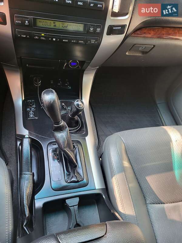 Внедорожник / Кроссовер Toyota Land Cruiser Prado 2006 в Ровно фото 35 Внедорожник / Кроссовер Toyota Land Cruiser Prado 2006 в Ровно