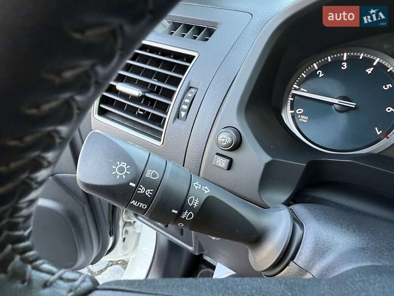 Внедорожник / Кроссовер Toyota Land Cruiser Prado 2021 в Киеве фото 83 Внедорожник / Кроссовер Toyota Land Cruiser Prado 2021 в Киеве