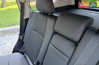 Внедорожник / Кроссовер Toyota Land Cruiser Prado 2021 в 