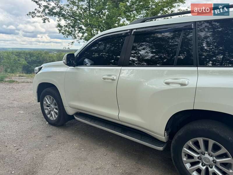 Позашляховик / Кросовер Toyota Land Cruiser Prado 2013 в Харкові фото 13 Позашляховик / Кросовер Toyota Land Cruiser Prado 2013 в Харкові