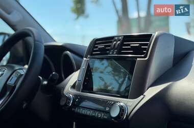 Внедорожник / Кроссовер Toyota Land Cruiser Prado 2013 в 