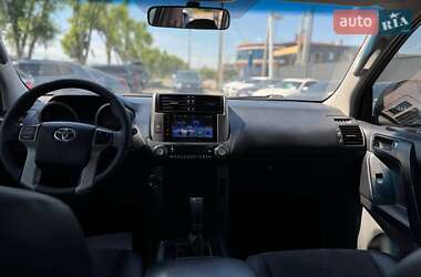 Внедорожник / Кроссовер Toyota Land Cruiser Prado 2013 в 