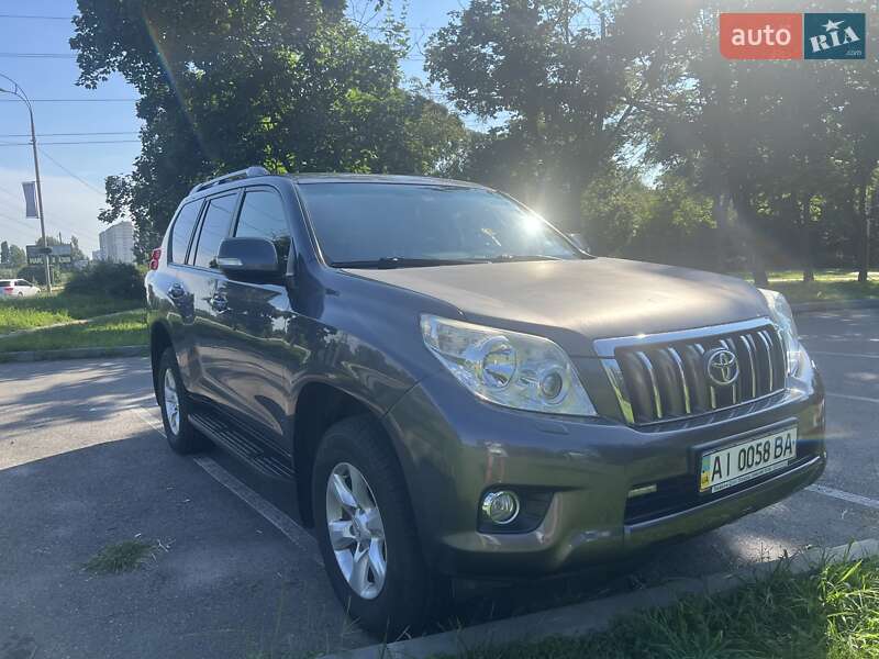 Позашляховик / Кросовер Toyota Land Cruiser Prado 2013 в Києві фото Позашляховик / Кросовер Toyota Land Cruiser Prado 2013 в Києві