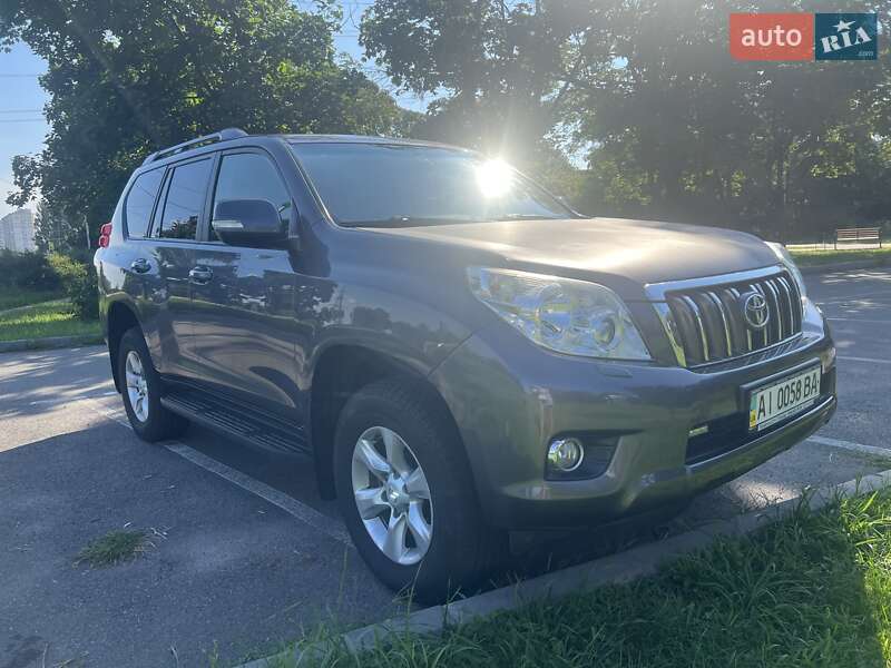 Позашляховик / Кросовер Toyota Land Cruiser Prado 2013 в Києві фото 5 Позашляховик / Кросовер Toyota Land Cruiser Prado 2013 в Києві