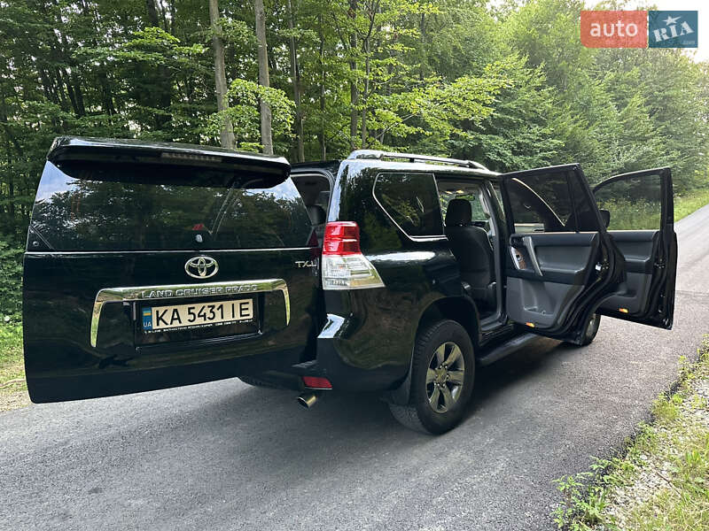 Позашляховик / Кросовер Toyota Land Cruiser Prado 2010 в Івано-Франківську