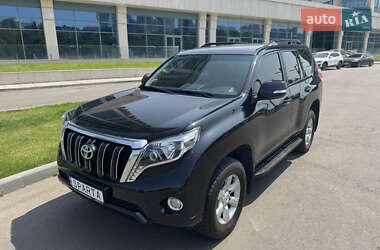 Внедорожник / Кроссовер Toyota Land Cruiser Prado 2016 в Днепре