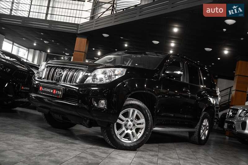 Внедорожник / Кроссовер Toyota Land Cruiser Prado 2010 в Одессе