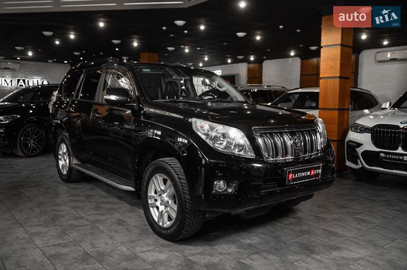 Внедорожник / Кроссовер Toyota Land Cruiser Prado 2010 в Одессе